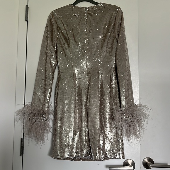 Silver Sequin Long Sleeve Mini Dress Size 8 - Picture 2 of 5